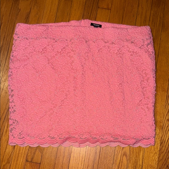 torrid Dresses & Skirts - Beautiful Torrid Blush Pink Lace Pencil Skirt